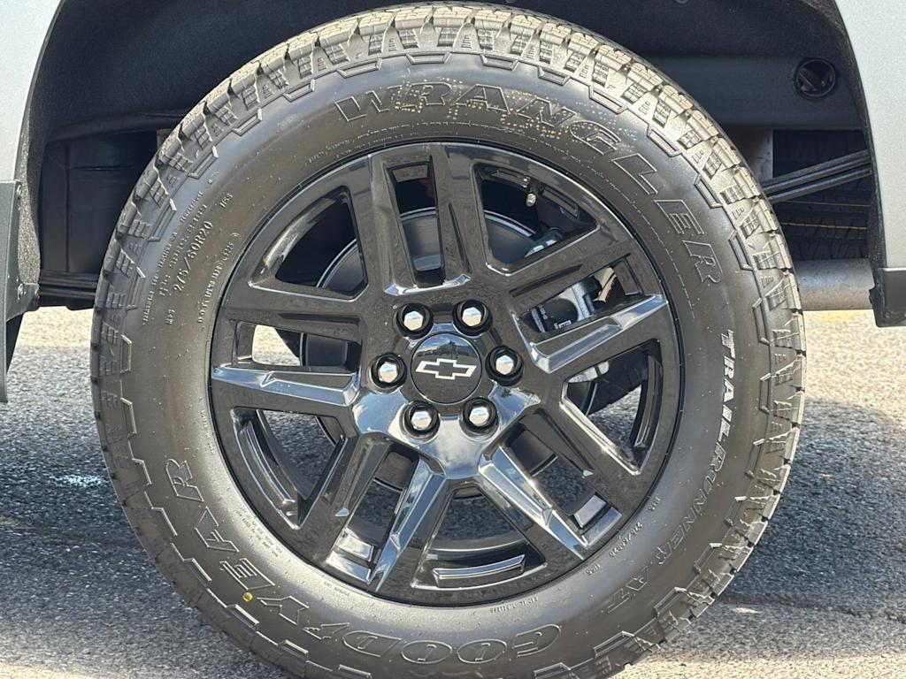 Thumbnail: 2026 Chevrolet Silverado 1500 - 8