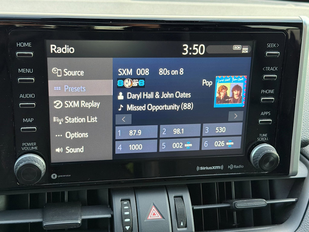 Thumbnail: 2020 Toyota RAV4 - 12