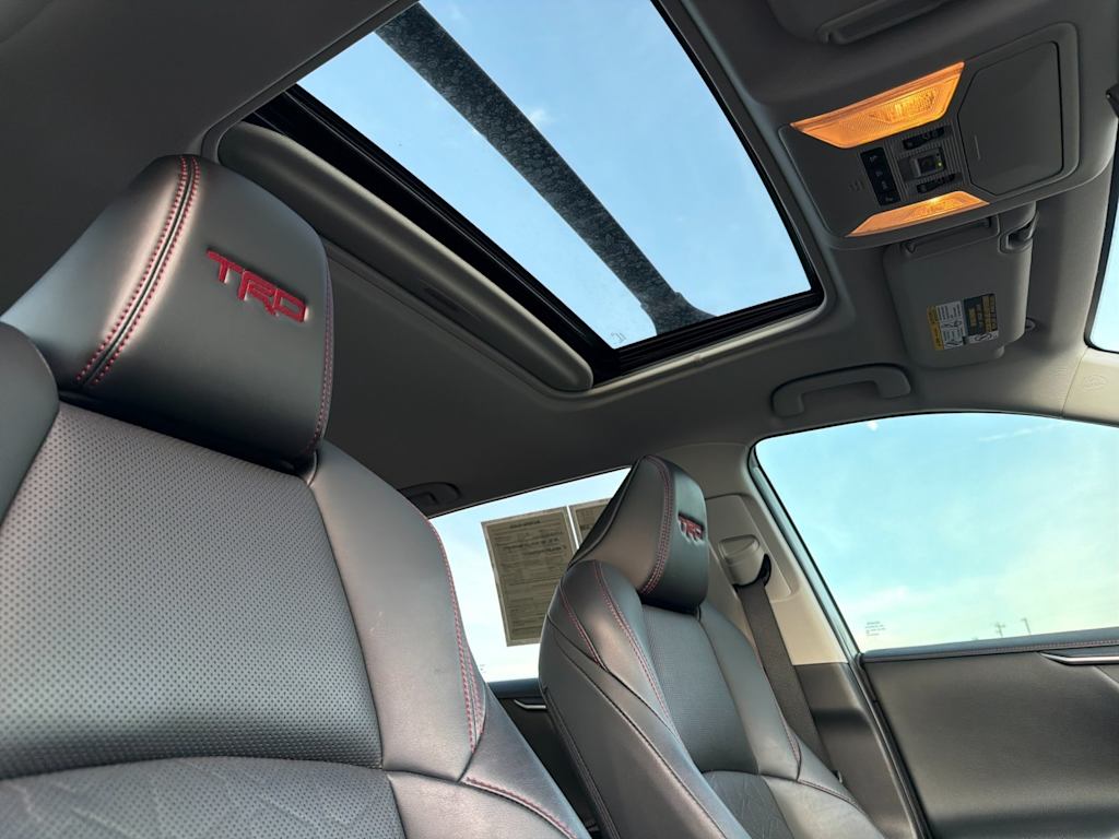 Thumbnail: 2020 Toyota RAV4 - 22