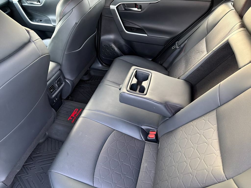 Thumbnail: 2020 Toyota RAV4 - 9