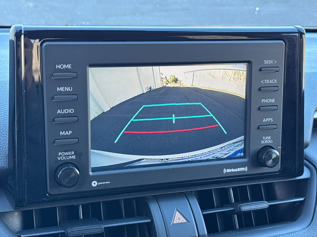 Thumbnail: 2021 Toyota RAV4 - 23