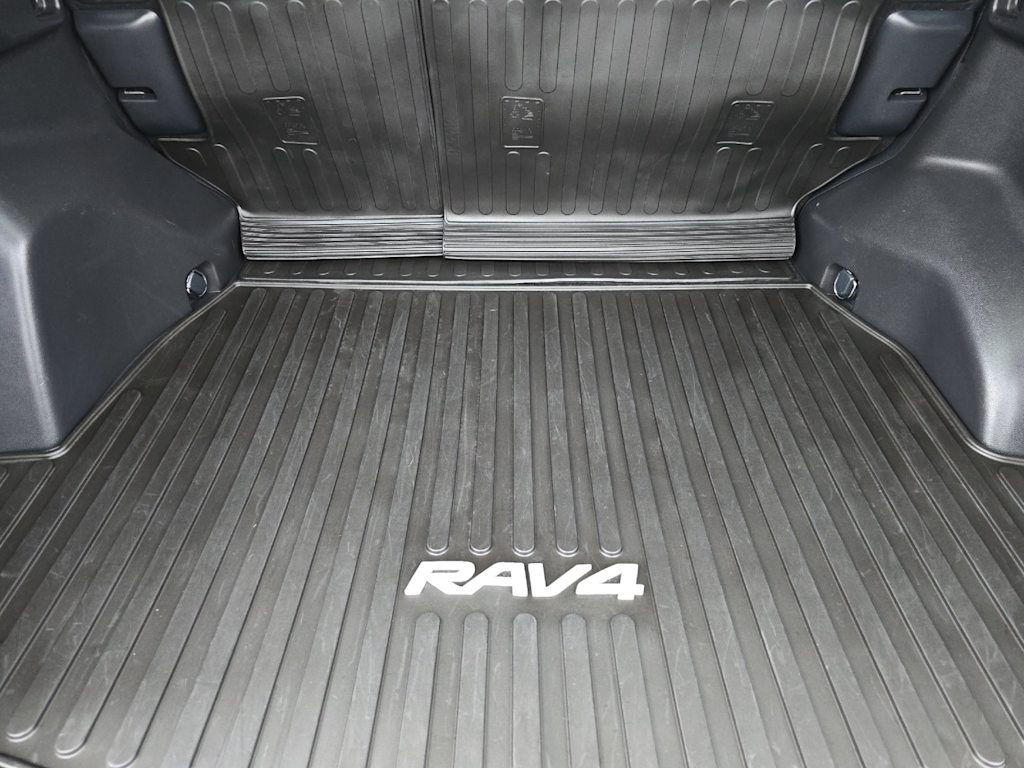 Thumbnail: 2022 Toyota RAV4 - 7