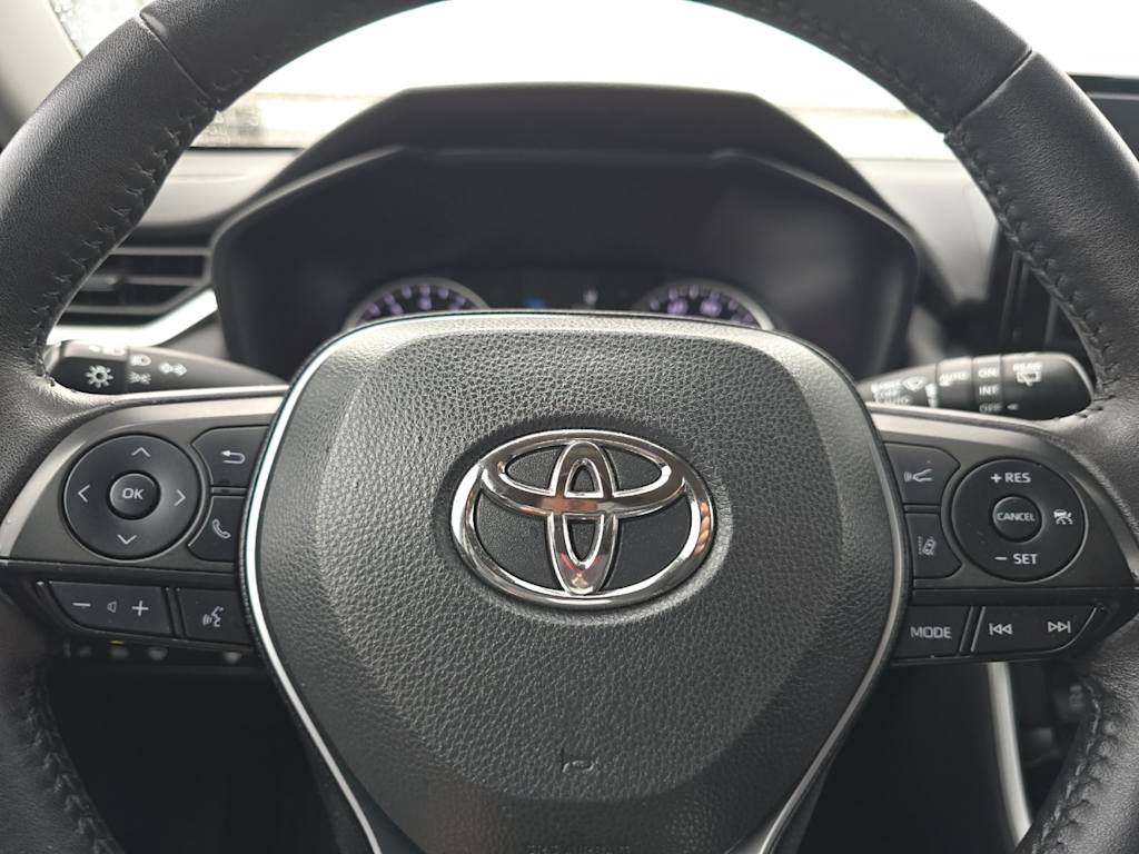 Thumbnail: 2022 Toyota RAV4 - 26