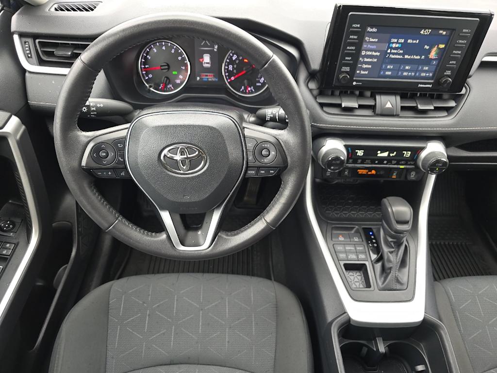 Thumbnail: 2022 Toyota RAV4 - 9