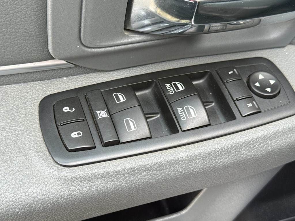 Thumbnail: 2017 RAM 1500 - 21