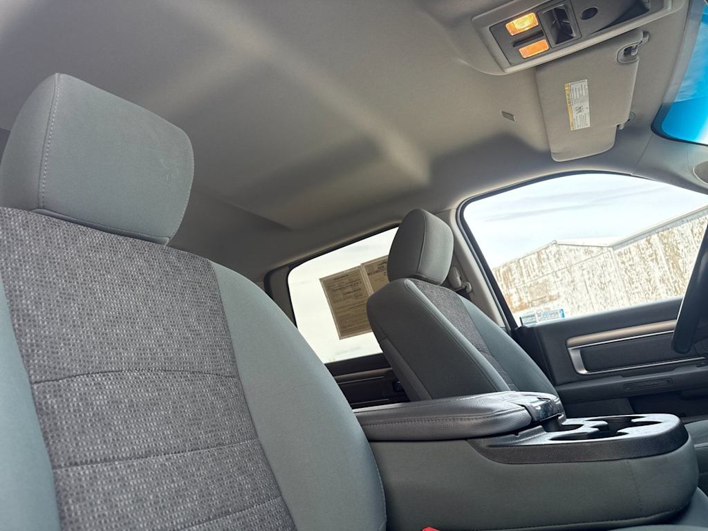 Thumbnail: 2017 RAM 1500 - 10