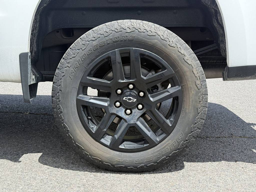 Thumbnail: 2023 Chevrolet Silverado 1500 - 7