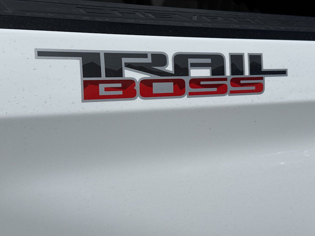 Thumbnail: 2023 Chevrolet Silverado 1500 - 27