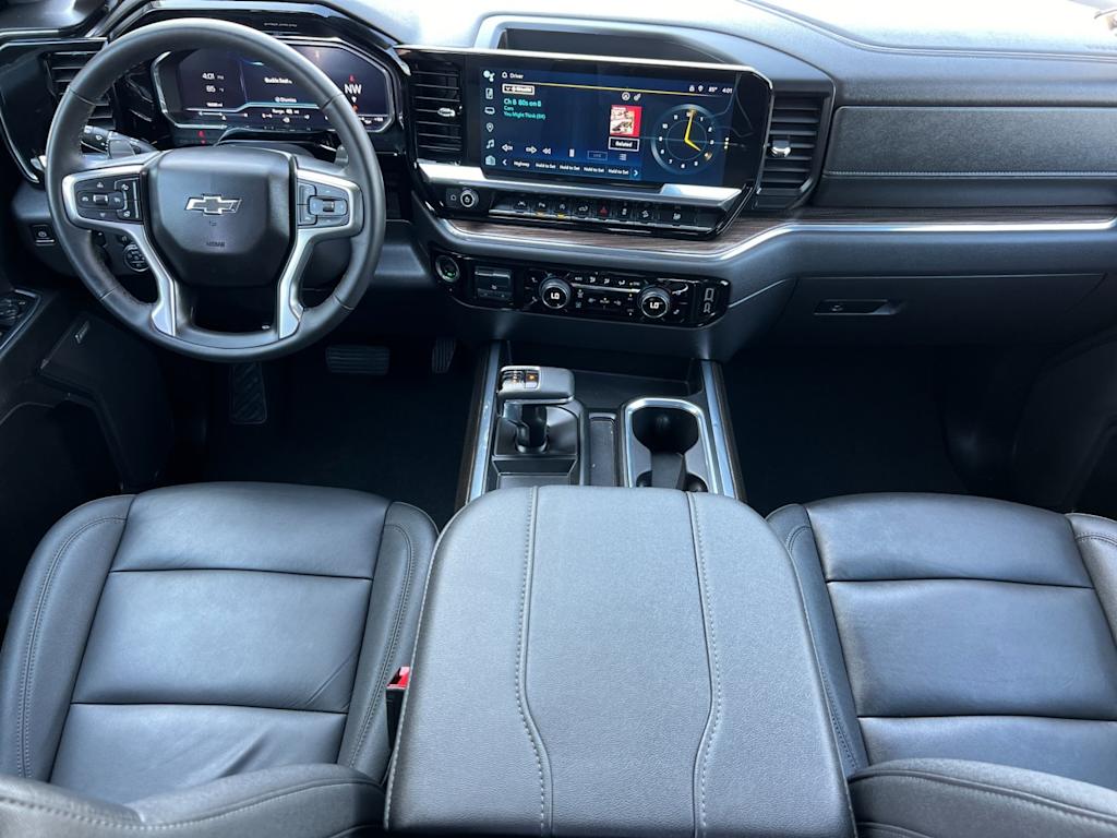 2024 Chevrolet Silverado 1500 LT 2