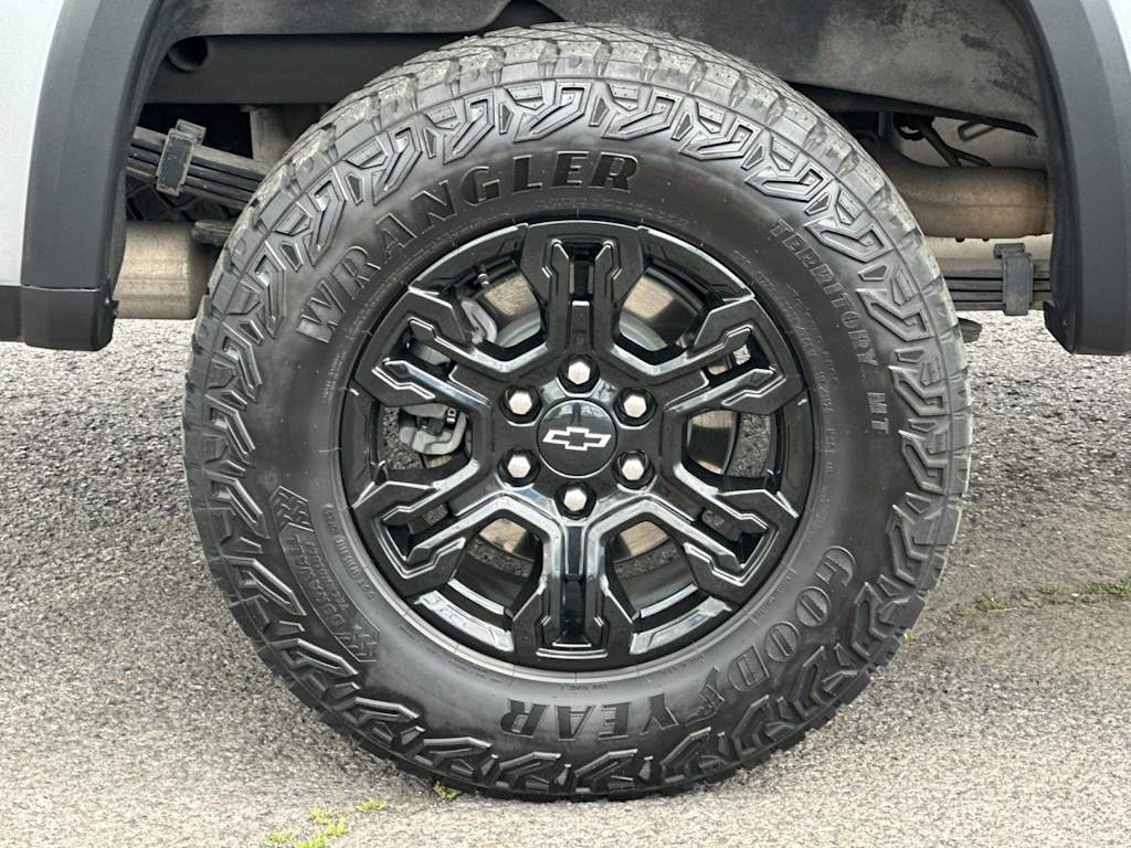 Thumbnail: 2023 Chevrolet Silverado 1500 - 7