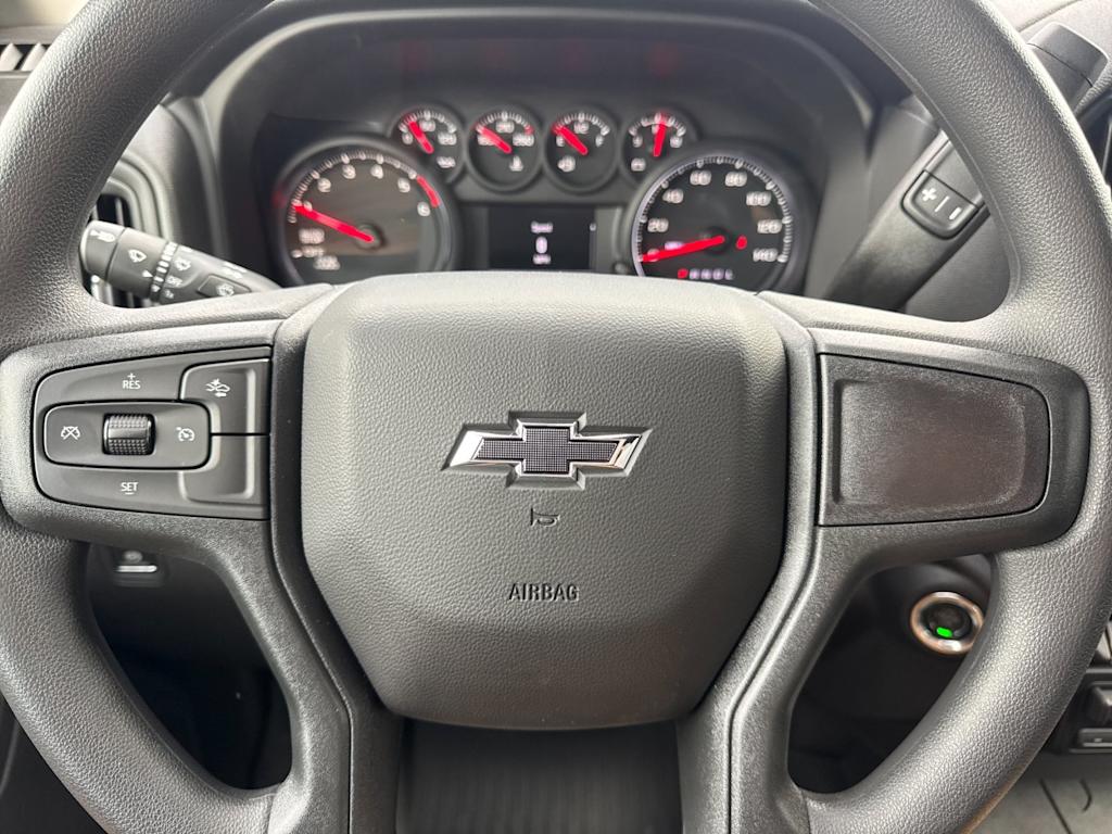 Thumbnail: 2026 Chevrolet Silverado 1500 - 25