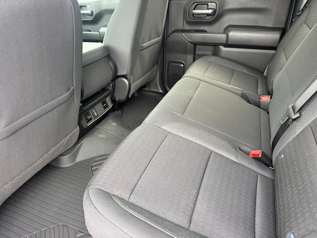 Thumbnail: 2026 Chevrolet Silverado 1500 - 10