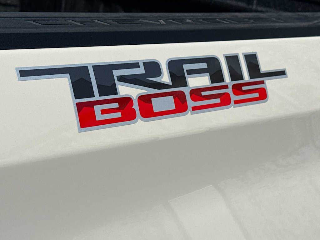 Thumbnail: 2026 Chevrolet Silverado 1500 - 6