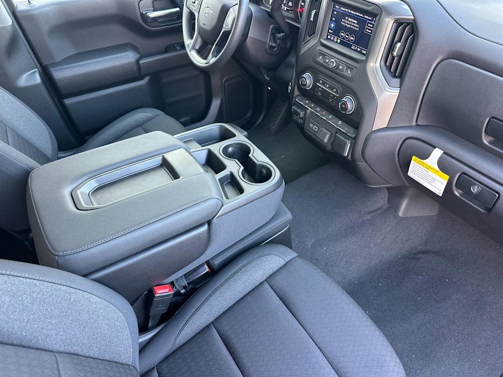 Thumbnail: 2026 Chevrolet Silverado 1500 - 12