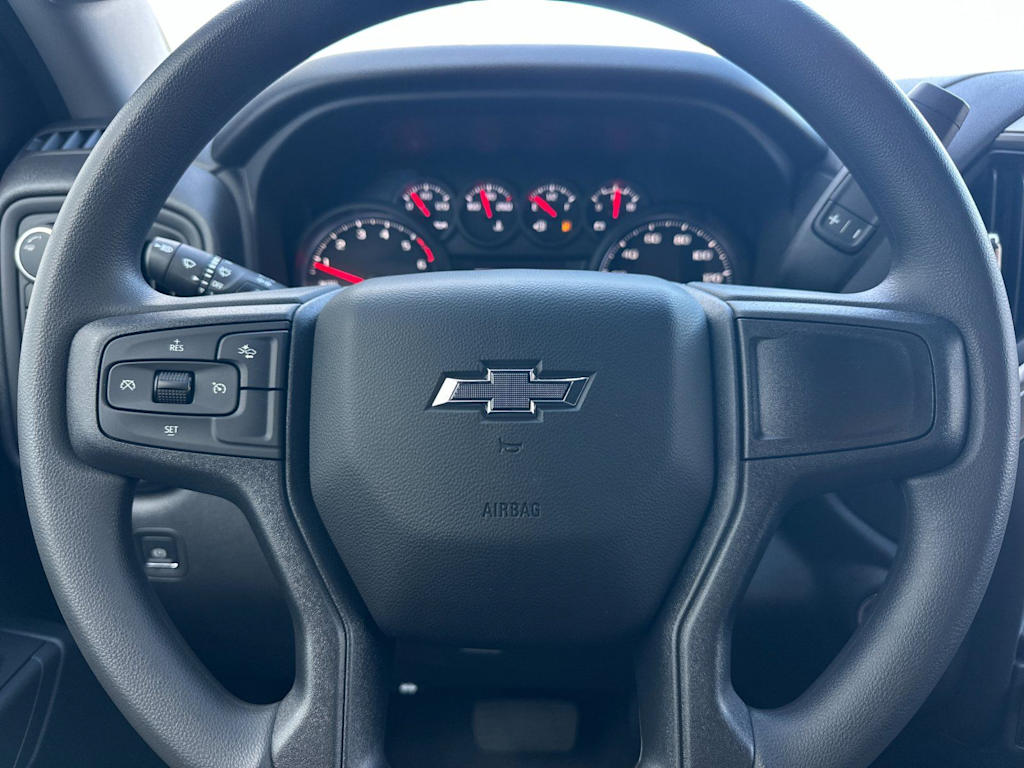 Thumbnail: 2026 Chevrolet Silverado 1500 - 25