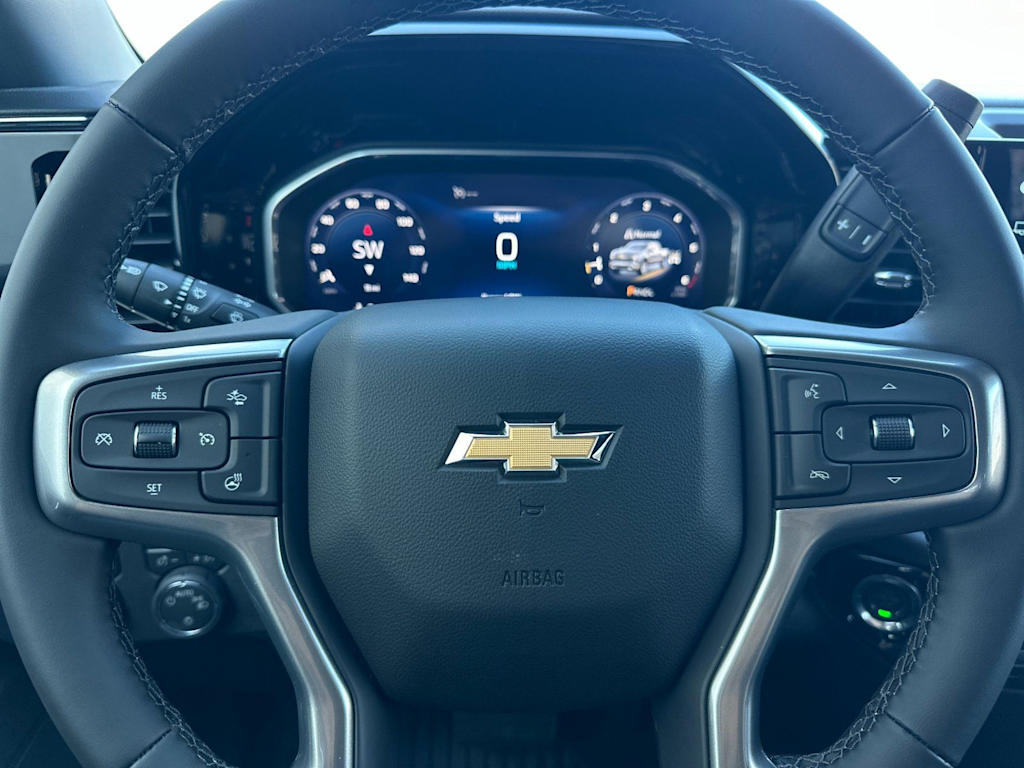 Thumbnail: 2026 Chevrolet Silverado 1500 - 27