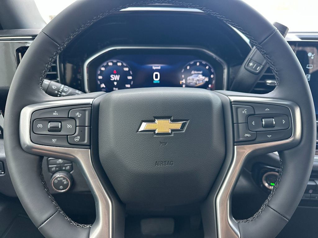 Thumbnail: 2026 Chevrolet Silverado 1500 - 26