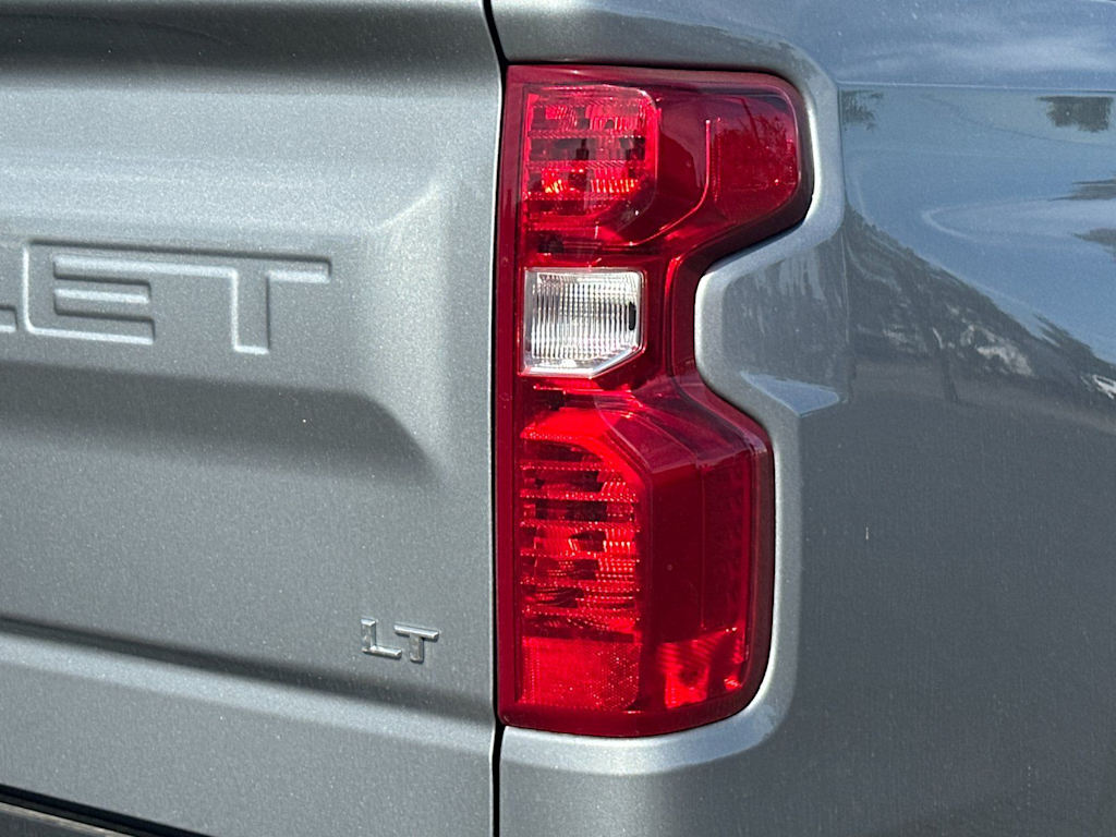 Thumbnail: 2026 Chevrolet Silverado 1500 - 28