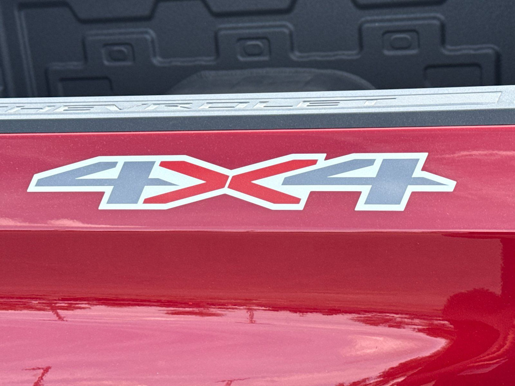 Thumbnail: 2026 Chevrolet Silverado 1500 - 7