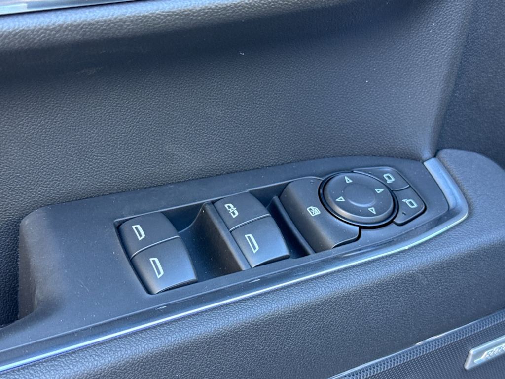 Thumbnail: 2026 Chevrolet Silverado 1500 - 20