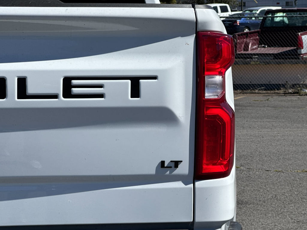 Thumbnail: 2026 Chevrolet Silverado 1500 - 28