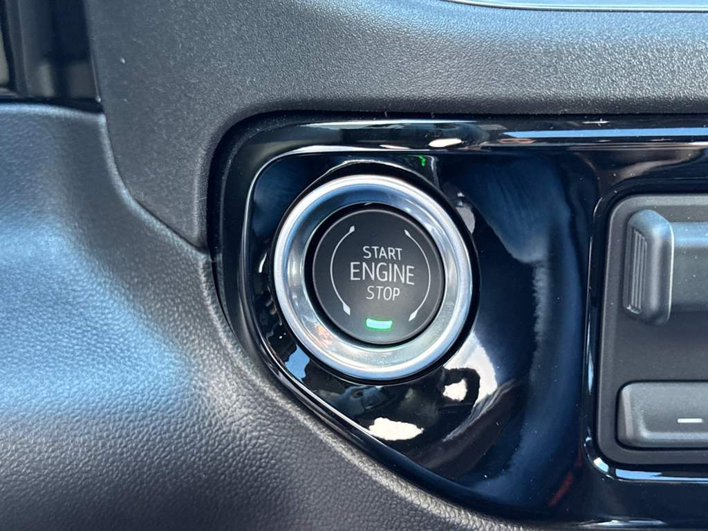 Thumbnail: 2026 Chevrolet Silverado 1500 - 25