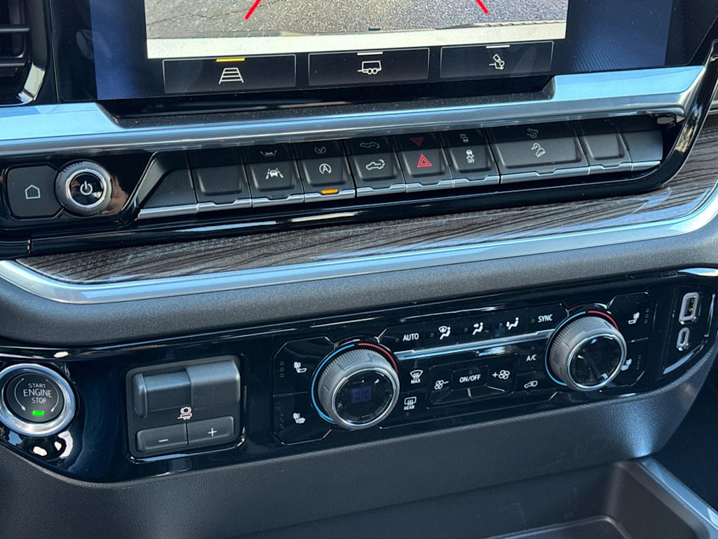 Thumbnail: 2026 Chevrolet Silverado 1500 - 24