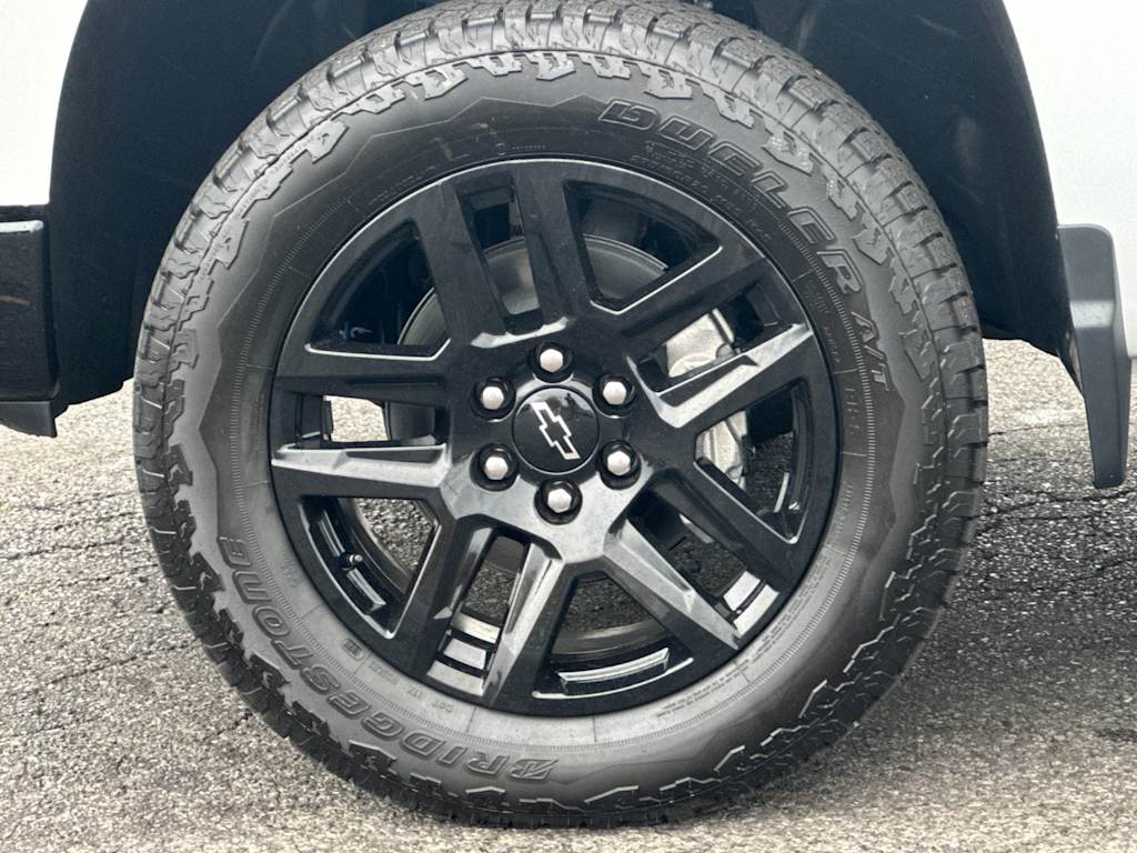 Thumbnail: 2026 Chevrolet Silverado 1500 - 7