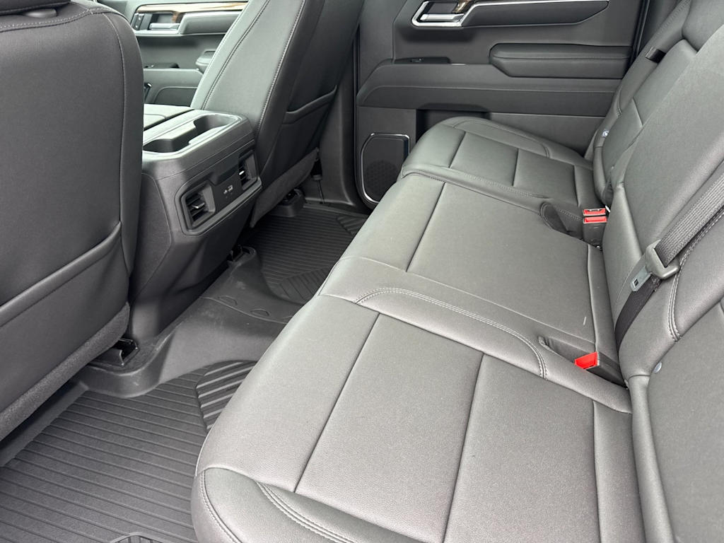 Thumbnail: 2026 Chevrolet Silverado 1500 - 9