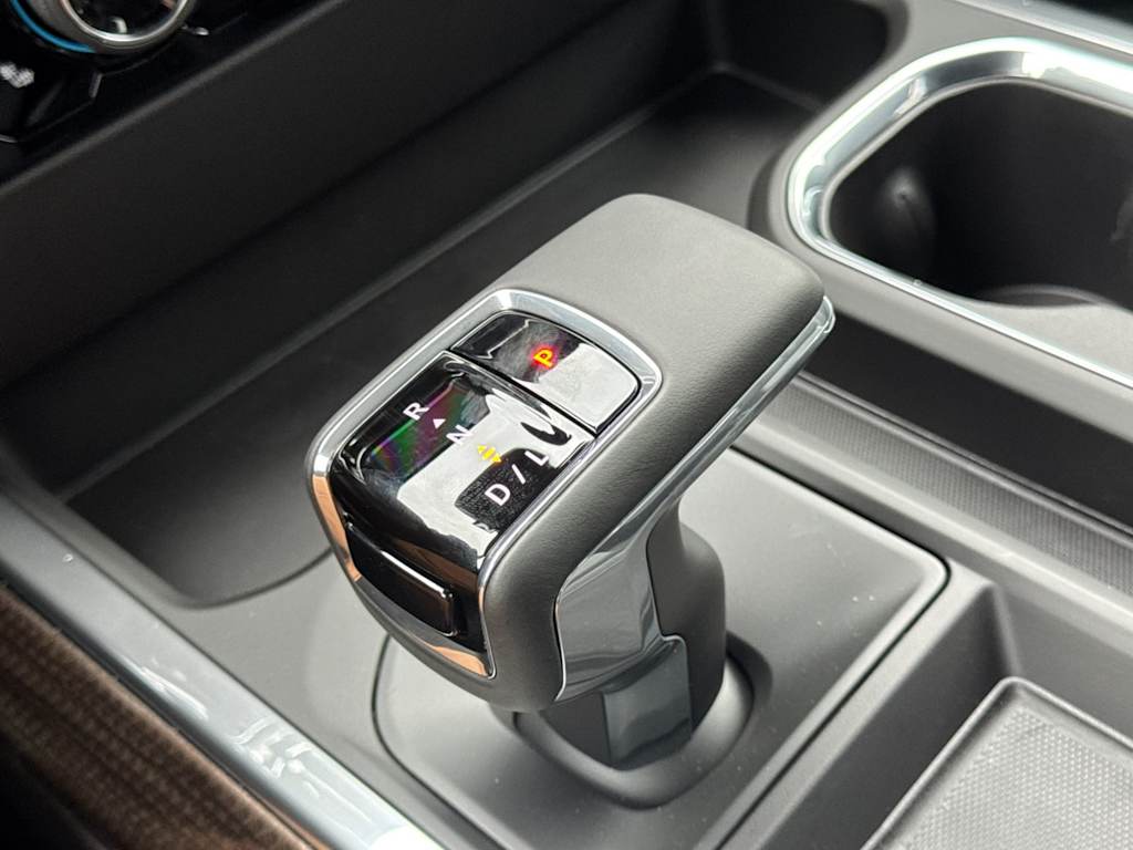 Thumbnail: 2026 Chevrolet Silverado 1500 - 13