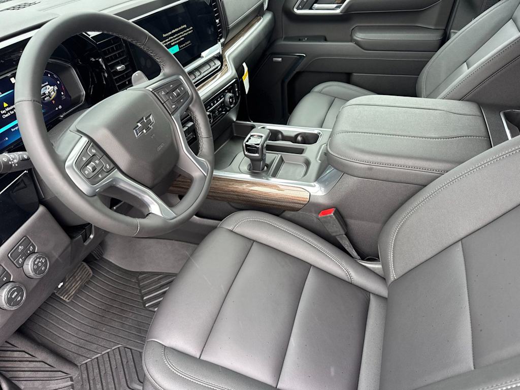 Thumbnail: 2026 Chevrolet Silverado 1500 - 8