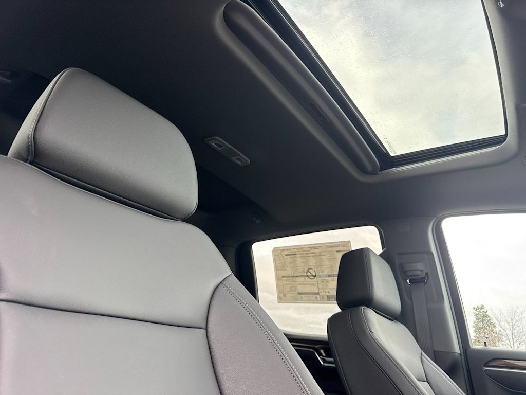 Thumbnail: 2026 Chevrolet Silverado 1500 - 21