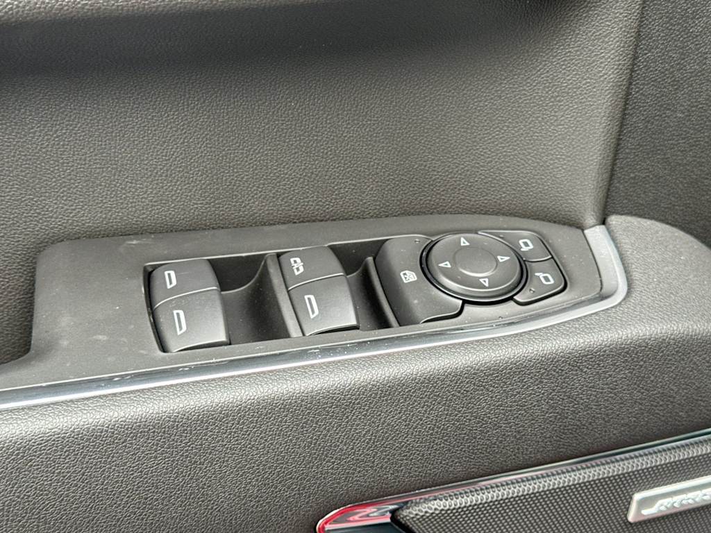 Thumbnail: 2026 Chevrolet Silverado 1500 - 20