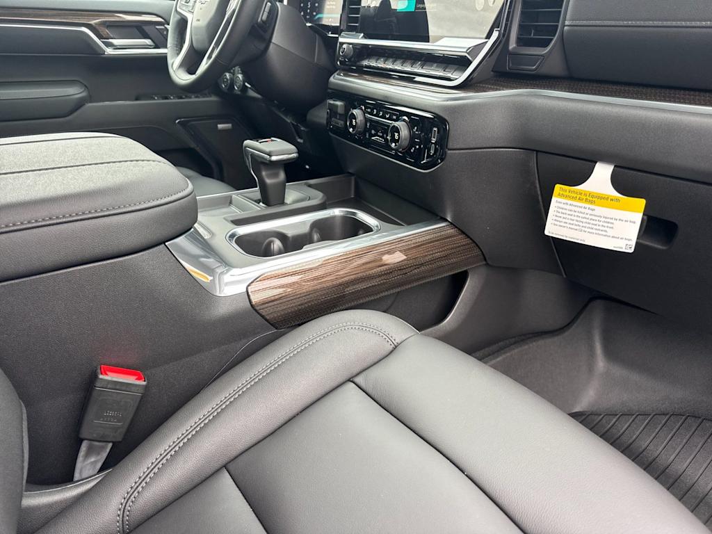 Thumbnail: 2026 Chevrolet Silverado 1500 - 11