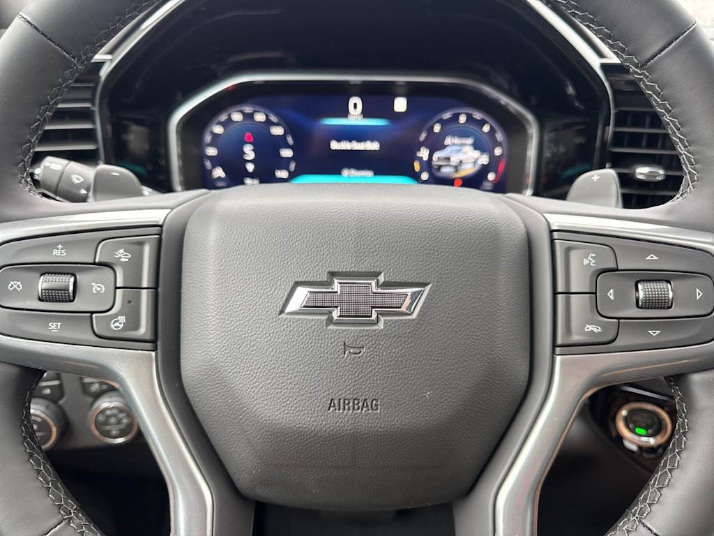 Thumbnail: 2026 Chevrolet Silverado 1500 - 26