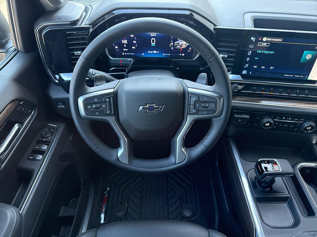 Thumbnail: 2026 Chevrolet Silverado 1500 - 9