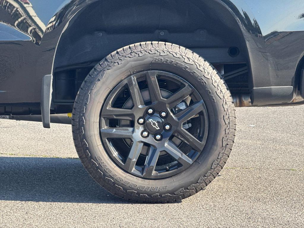 Thumbnail: 2026 Chevrolet Silverado 1500 - 8