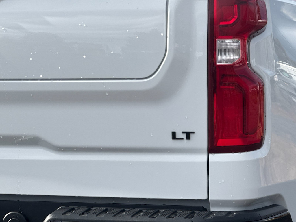 Thumbnail: 2026 Chevrolet Silverado 1500 - 27