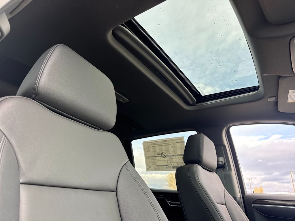 Thumbnail: 2026 Chevrolet Silverado 1500 - 21