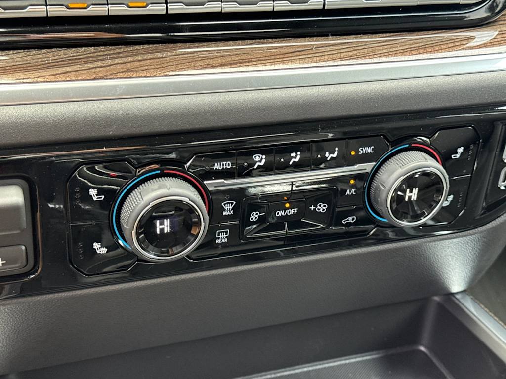 Thumbnail: 2026 Chevrolet Silverado 1500 - 23