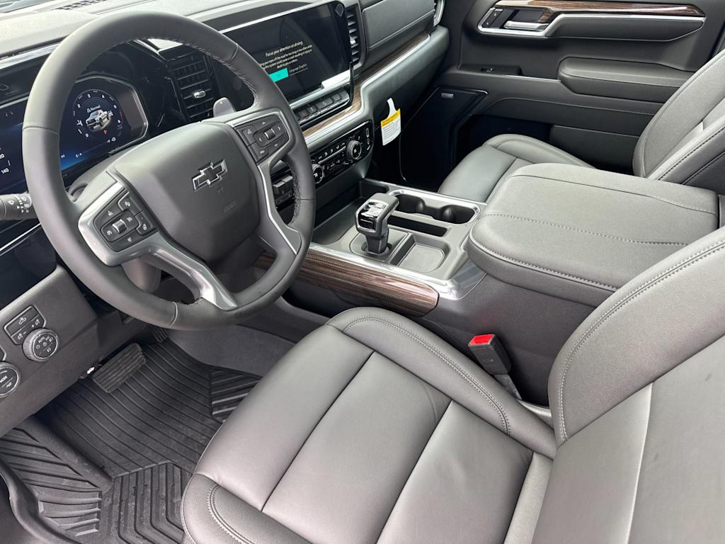 Thumbnail: 2026 Chevrolet Silverado 1500 - 8