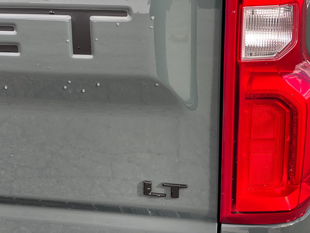 Thumbnail: 2026 Chevrolet Silverado 1500 - 27