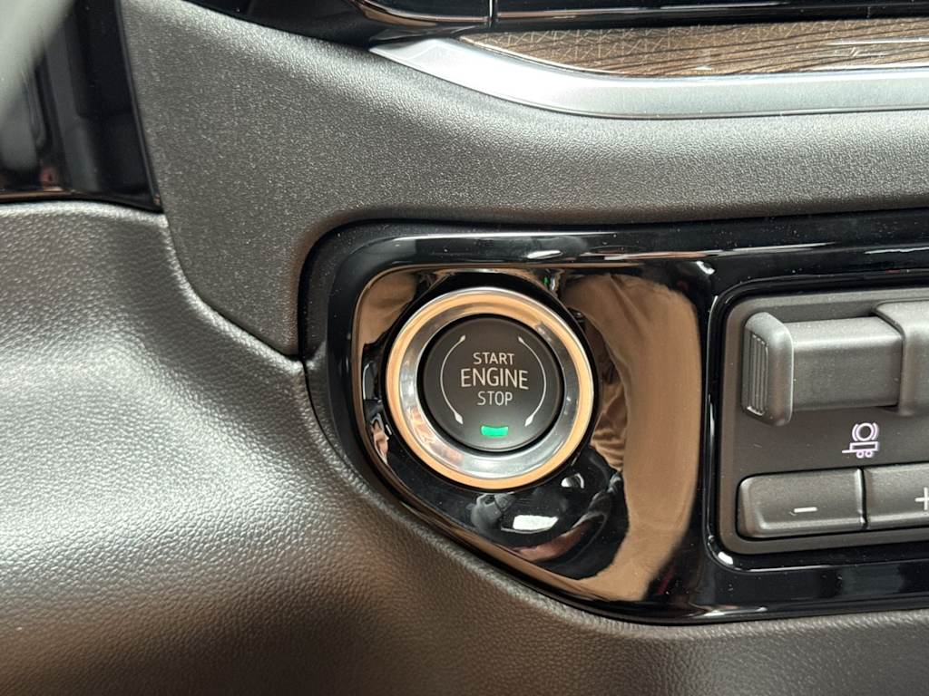 Thumbnail: 2026 Chevrolet Silverado 1500 - 25