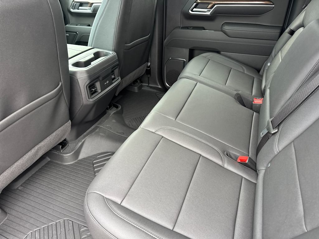 Thumbnail: 2026 Chevrolet Silverado 1500 - 9