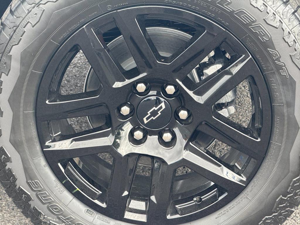 Thumbnail: 2026 Chevrolet Silverado 1500 - 7