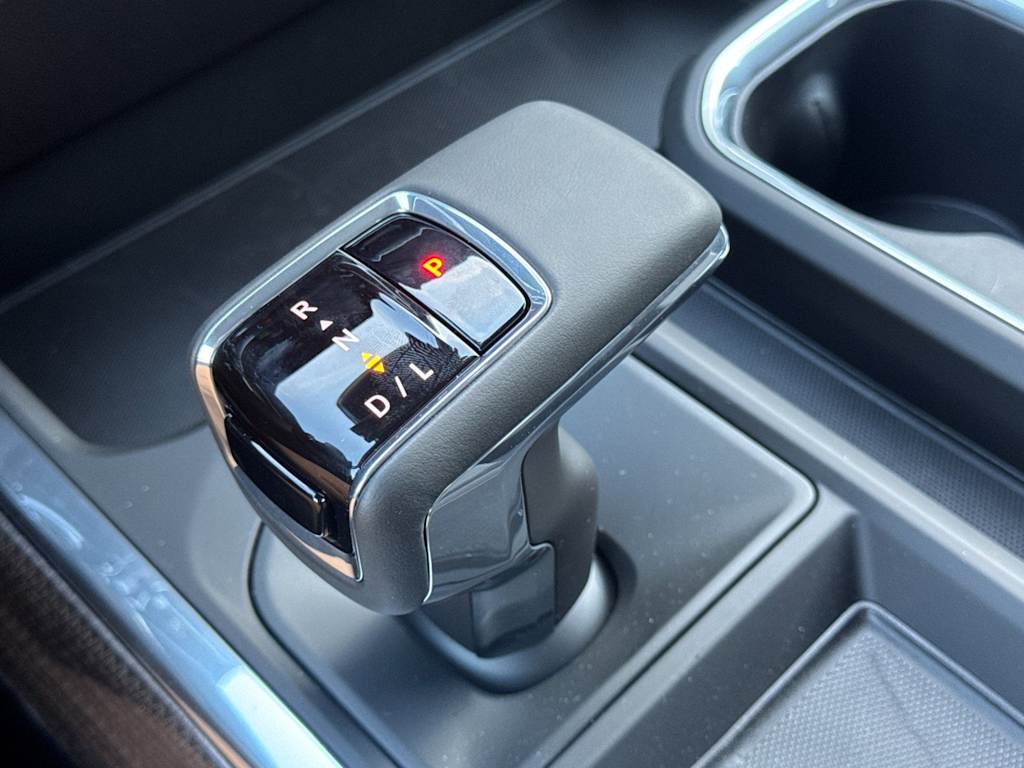 Thumbnail: 2026 Chevrolet Silverado 1500 - 13