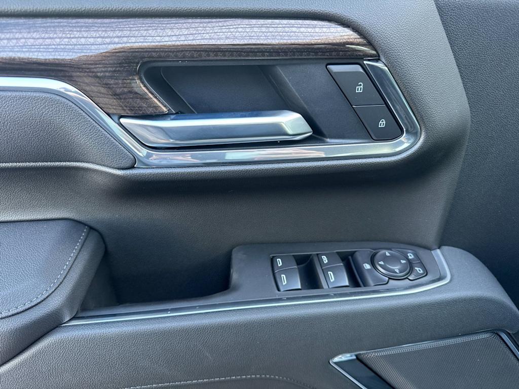 Thumbnail: 2026 Chevrolet Silverado 1500 - 19