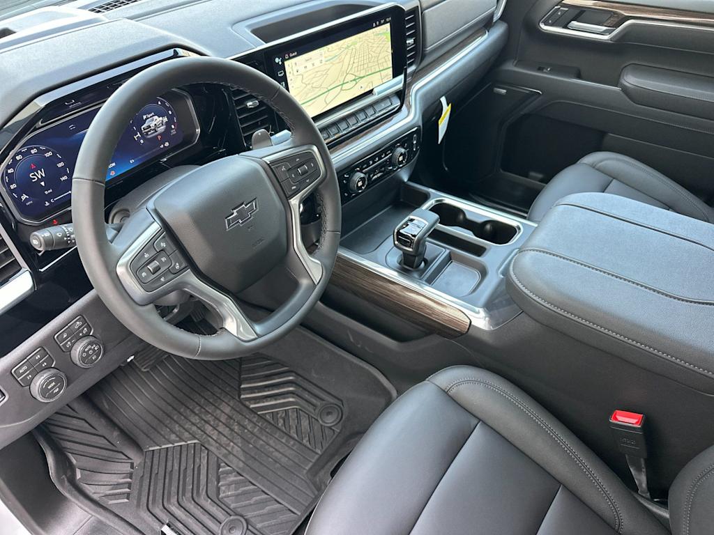 Thumbnail: 2026 Chevrolet Silverado 1500 - 8