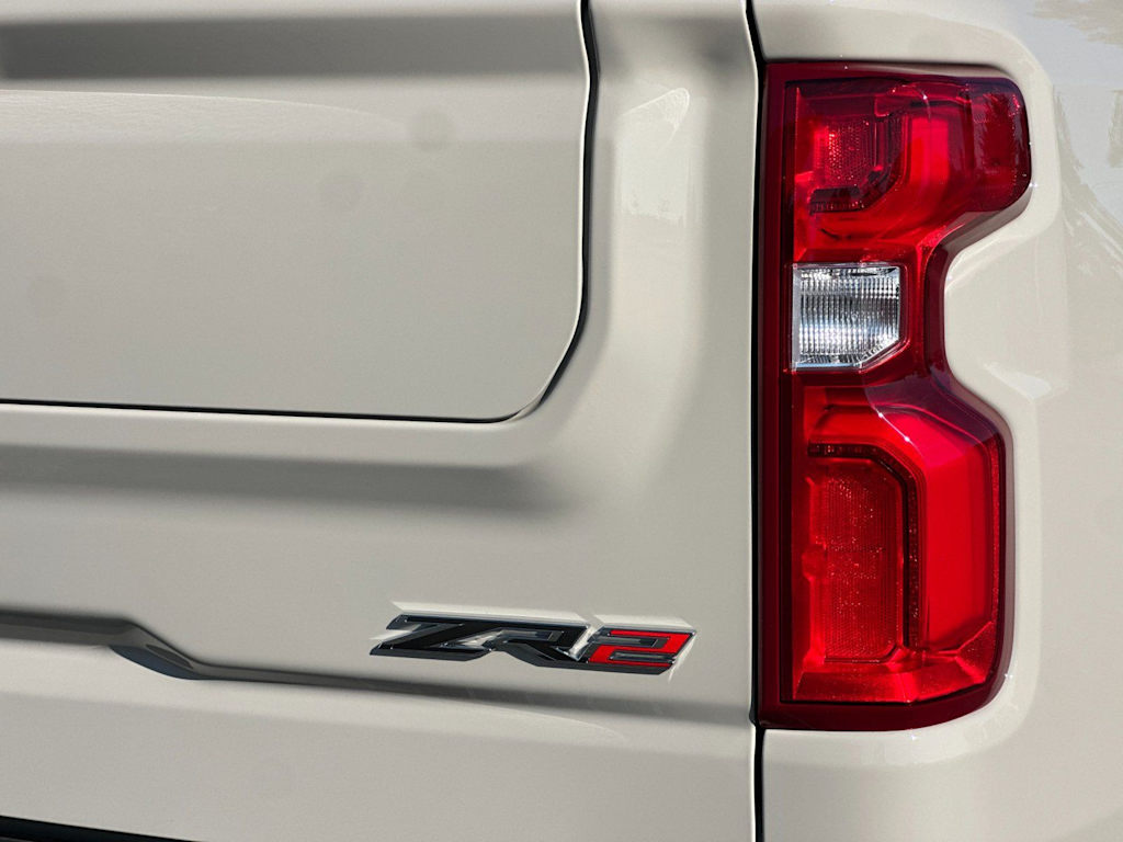 Thumbnail: 2026 Chevrolet Silverado 1500 - 28