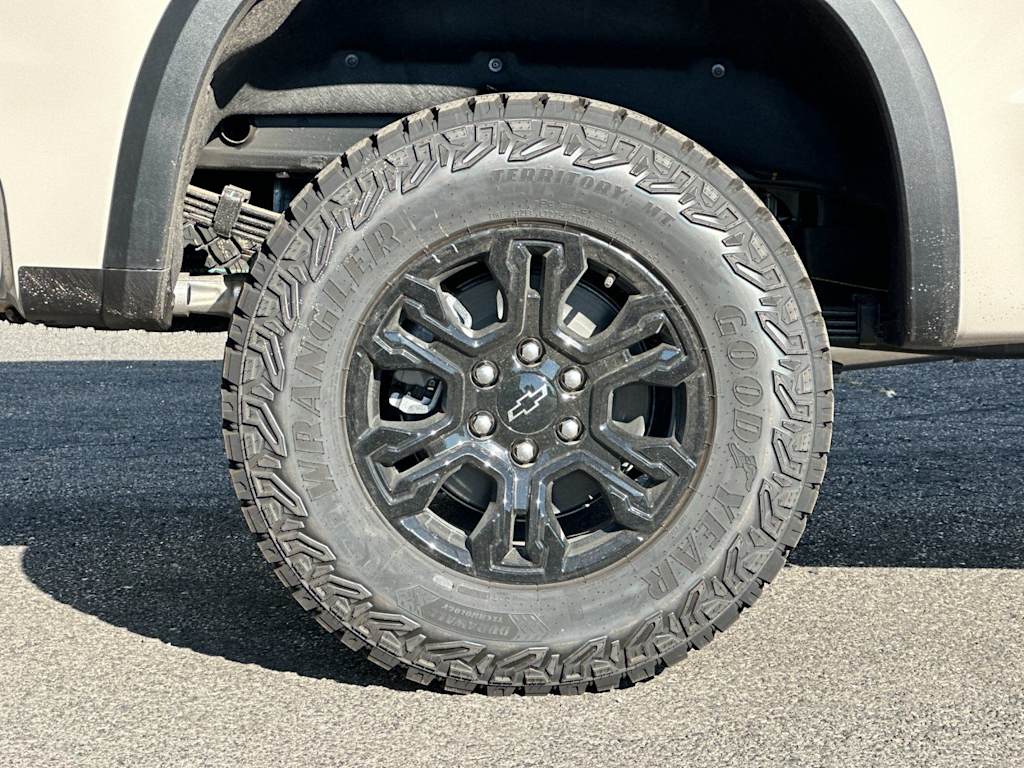 Thumbnail: 2026 Chevrolet Silverado 1500 - 6